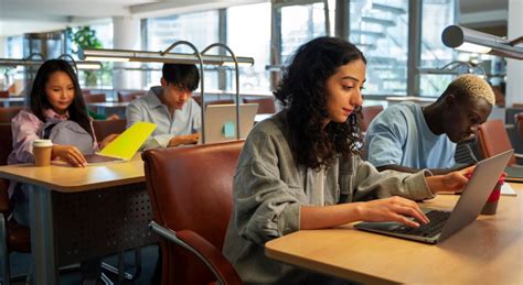 Creating Simple App for Computer Science Student 的图像结果