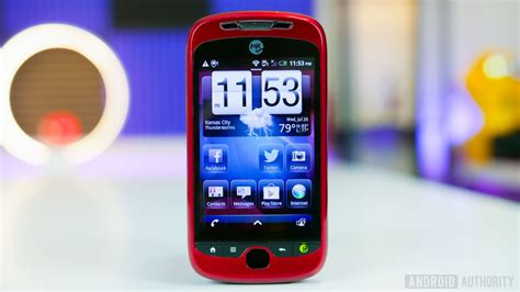 Using the first Android smartphone I owned in 2017 - Android Authority