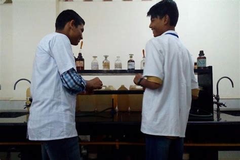 ICLES Motilal Jhunjhunwala College Navi Mumbai Campus: Photos, Virtual Tour