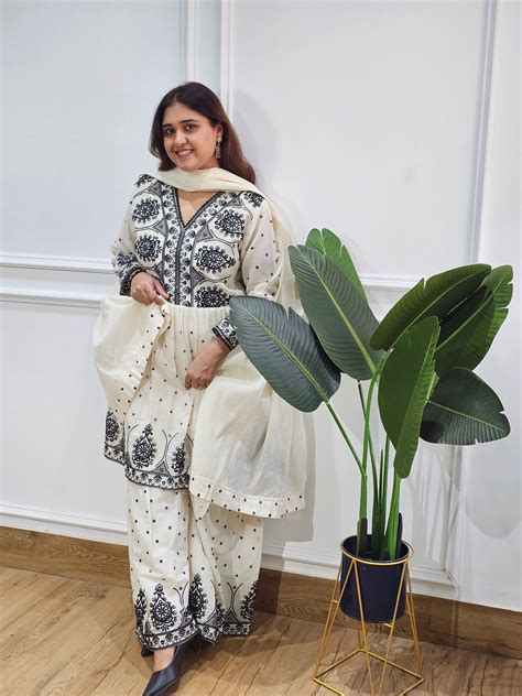 Jeenas ivory black embroidered suit set – Jeenas.in