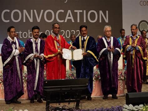 2nd Convocation at SRM AP: ISRO ex-chief and DST Secretary Addressed ...