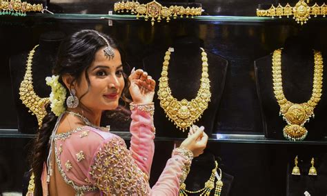 Gold and silver prices plunge again in Chennai on 21 November 2025 ...