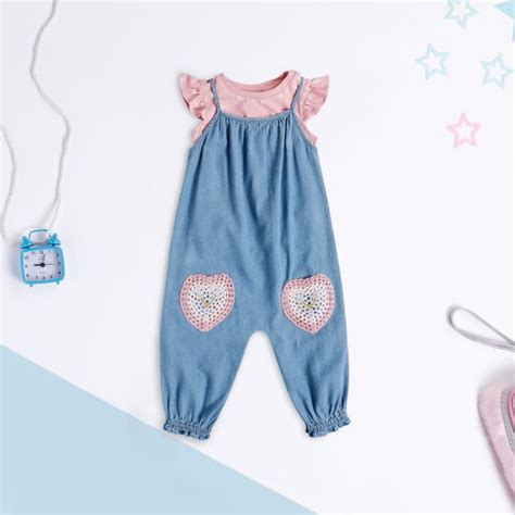 Juniors 2-Piece Heart Applique Dungaree and Top Set