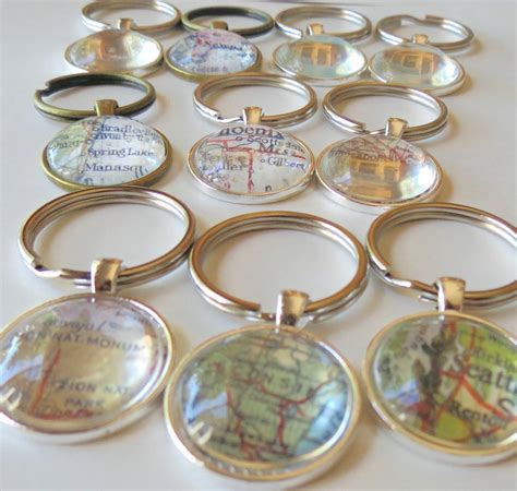 Local Map Pin Keychains 的图像结果