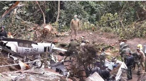 விபத்துக்குள்ளான ஹெலிகாப்டரின் பாகங்கள் சேகரிக்கும் பணி தீவிரம் ...