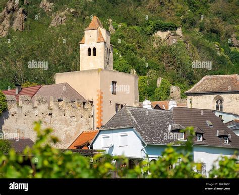 Historic town Durnstein located in wine-growing area, UNESCO World Heritage Site. Lower Austria ...
