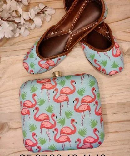 Ladies Jutti - Printed Jutti Box Clutch Combbo Manufacturer from Jaipur