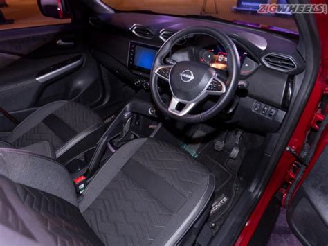 Nissan Magnite Detailed Interior and Exterior Features on Each Variant ...