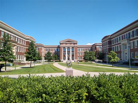 University of Cincinnati - Acceptance Rate, Deadlines & Admission Info