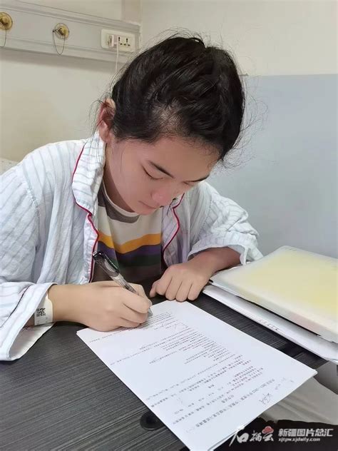 被天津全城护航高考的新疆女孩：来自祖国大家庭的温暖给我前进力量 -天山网 - 新疆新闻门户