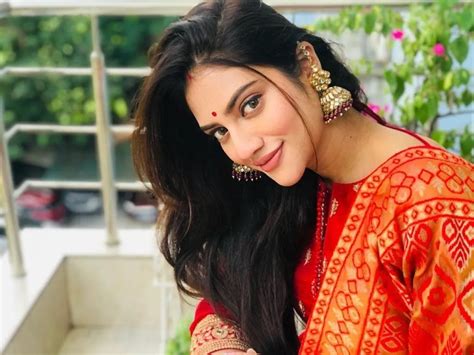 Nusrat Jahan Indian actress 122