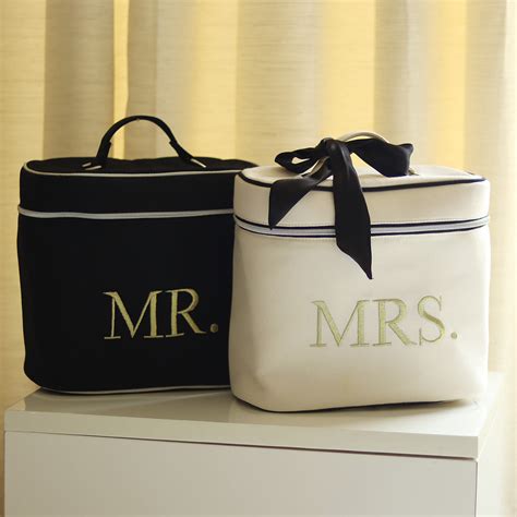 Mr & Mrs Duo Personalised Luxury Cosmetic & Toiletry Bags – Châtilon