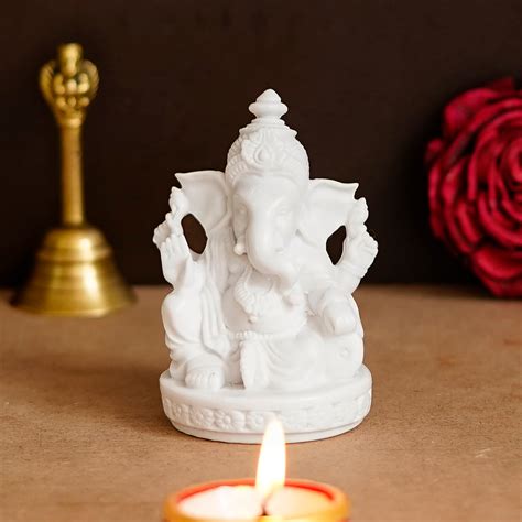 Pure White Lord Ganesha Idol for Home/Temple/Office/Car Dashboard ...