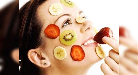 Best DIY Fruit Packs For Your Skin And Hair