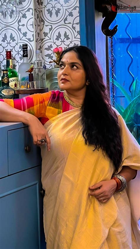 Buy White gold Makhmal Saree online - Uttariya