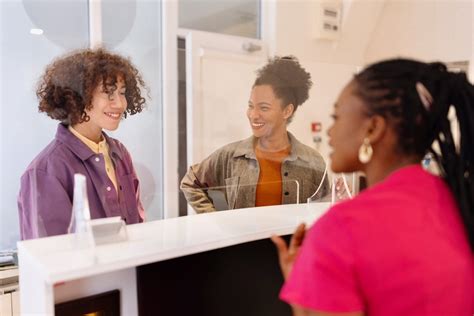 Bank vs. Credit Union: How to Make the Right Choice - NerdWallet Canada