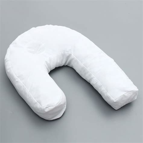 U-shaped Pillow 的图像结果