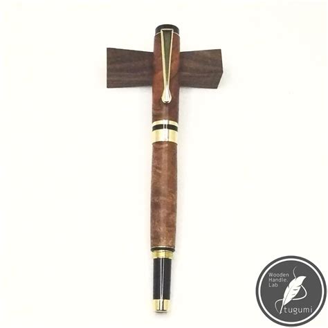 《万年筆》けやき クラッシック（ゴールド） | Woodenhandle.Lab tugumi