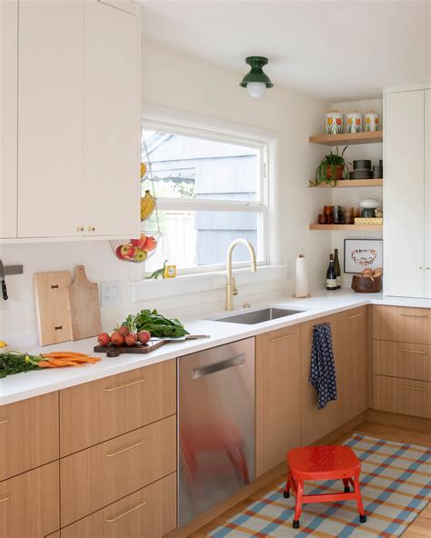 How-To: Choose Cabinet Hardware