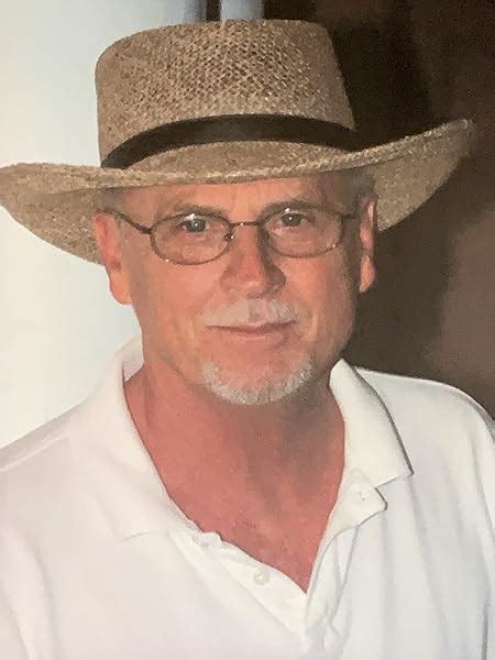 Deceived : White Mel: Amazon.in: Books