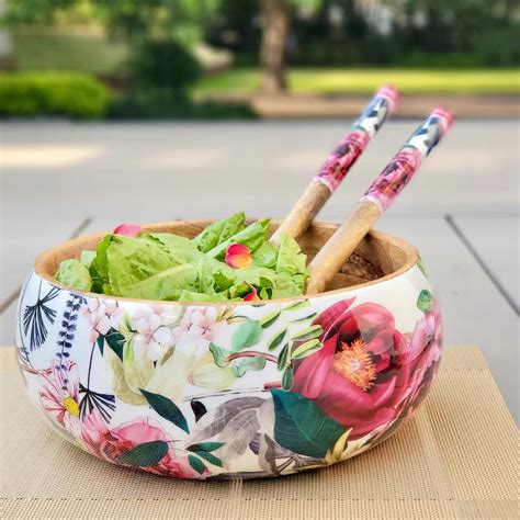 Salad Bowl With Servers Set - Tudor Blooms – Faaya Gifting