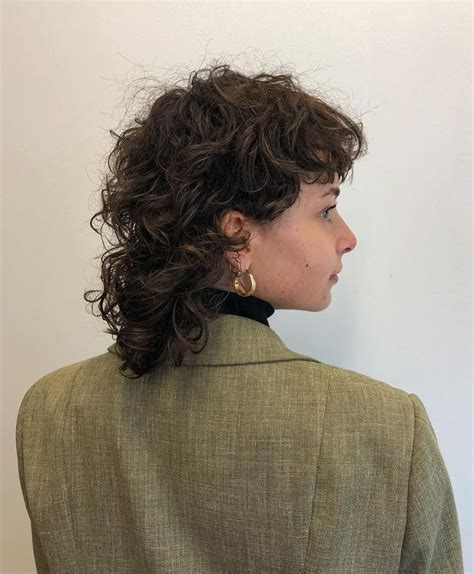 coiffeurstory on ig | Curly hair photos, Cut my hair, Short curly haircuts