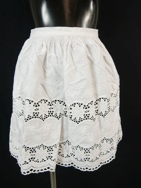 Avental dirndl curto algodão branco Höck dirndl avental bordado de ...