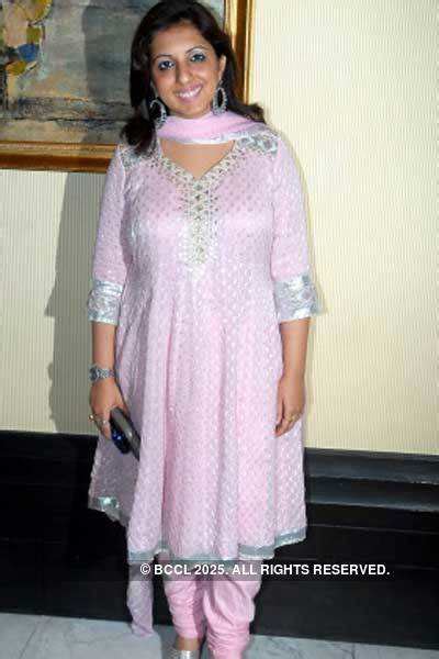 Monisha Khatwani and Mansi Verma (R) at a wedding show 'Ultima' by ...