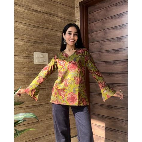 Black Floral Printed Corset Back Pure Cotton Short Kurti – YOUNIK