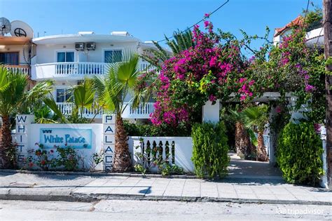 WHITE PALACE STUDIOS (Faliraki, Rhodes) - Apartment Reviews, Photos ...