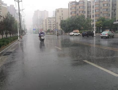 来了来了！郑州下雨了！河南多地暴雨在路上-大河报网