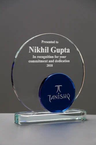 Crystal Award - Indian Army 3D Crystal Cube Manufacturer from New Delhi