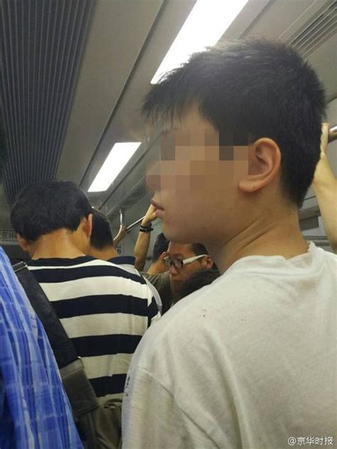 2名女子地铁被猥亵 网友报警(图)|猥亵_新浪新闻