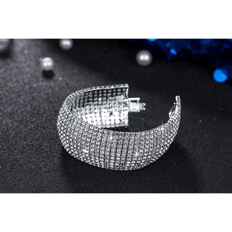 Buy YouBella Alloy Bracelet Online