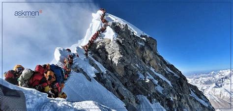 Two Climbers Die Because Of A Traffic Jam On Mount Everest - News