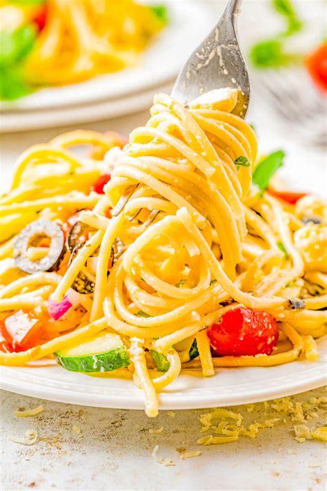Cold Spaghetti Pasta Salad - Averie Cooks