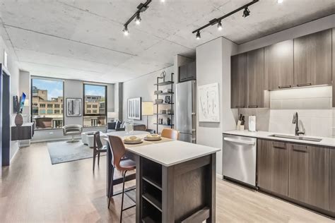 Union West - Chicago, IL 60607 | ApartmentGuide.com
