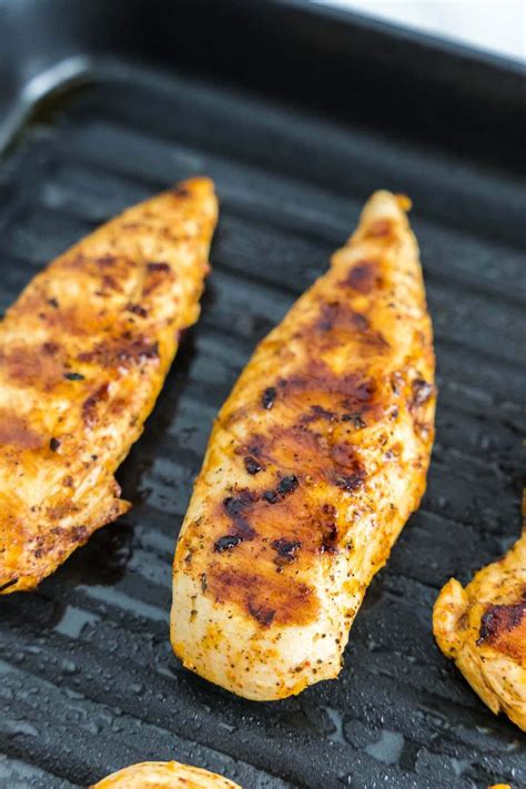 Grilled Chicken Tenders (8 Minute Recipe) - The Big Man's World