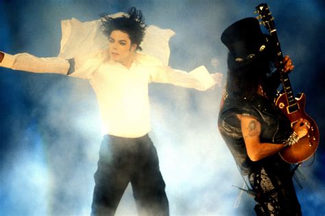 VMAs: 20 Best Opening Performances: Michael Jackson, Madonna and More