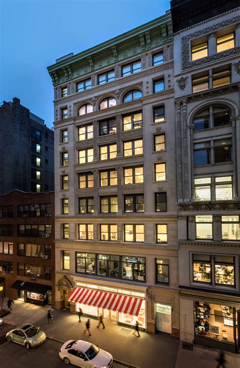 7 W 18th St, New York, NY 10011 | LoopNet