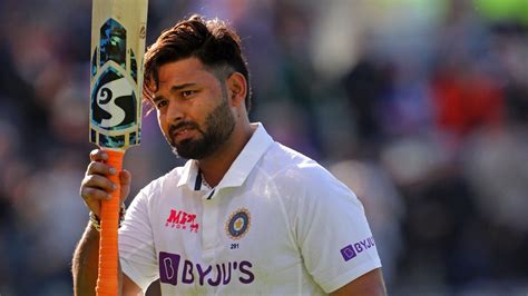 Indian cricketer Rishabh Pant undergoes surgery in Mumbai, responding ...