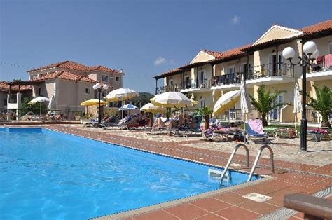 SOTIRIS STUDIOS (Svoronata) - Hotel Reviews, Photos, Rate Comparison ...