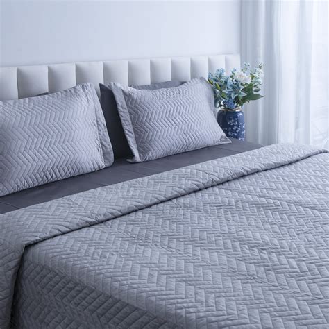 Solid Quilted Bedcovers