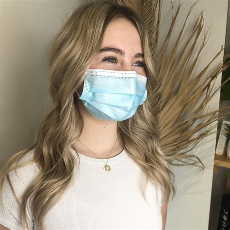 20 Trendy Ideas To Rock A Blonde Wolf Cut This Spring