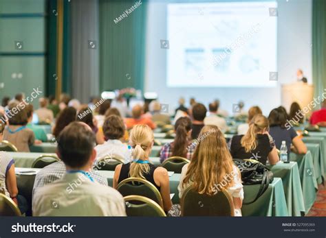 Conference 的图像结果