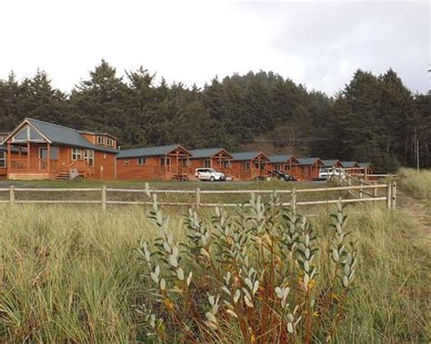 HOBUCK BEACH RESORT (Neah Bay, Washington) - Hotel Reviews & Photos ...