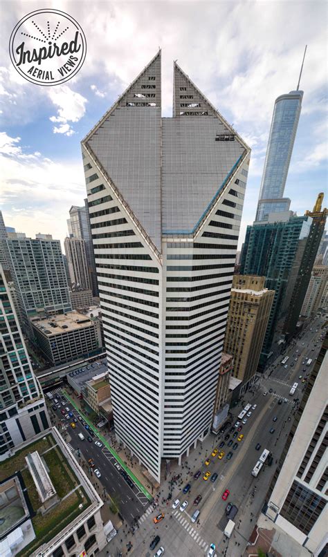 Crain Communications Building Downtown Chicago | Downtown chicago ...