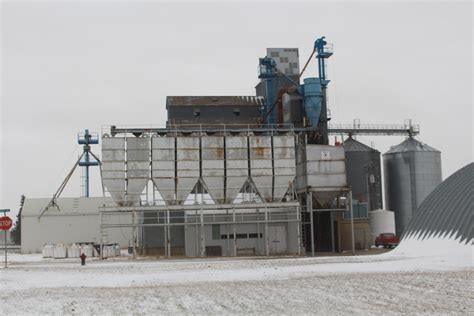 Western North Dakota feed plant back in business - Agweek | #1 source ...