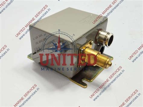 DANFOSS KPS 39 PRESSURE CONTROL 060-3102 082 10…35 BAR | United Marine ...