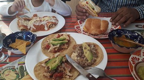 MI HOTEL (Sangolqui) - Guesthouse Reviews & Photos - Tripadvisor